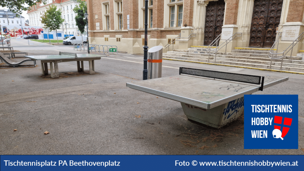 Tischtennistische finden in Wien Innere Stadt, dieses Mal in der Parkanlage Beethovenplatz. Tischtennis verbindet Menschen - Tischtennis Hobby Wien