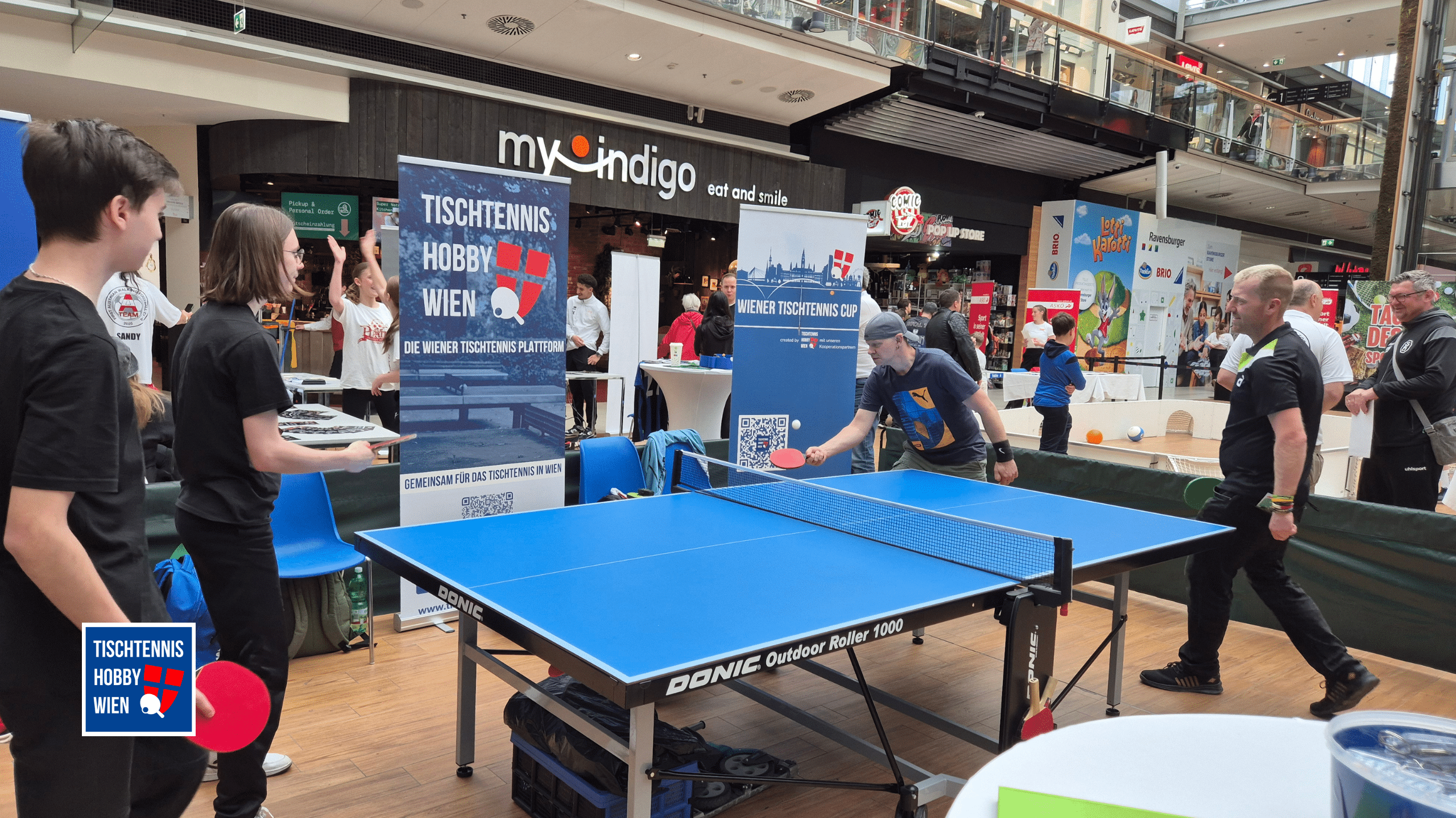 Tischtennis Hobby Wien begeistert beim Tag des Sports - Mitmach-Aktion im Donauzentrum wird zum Publikumsmagneten