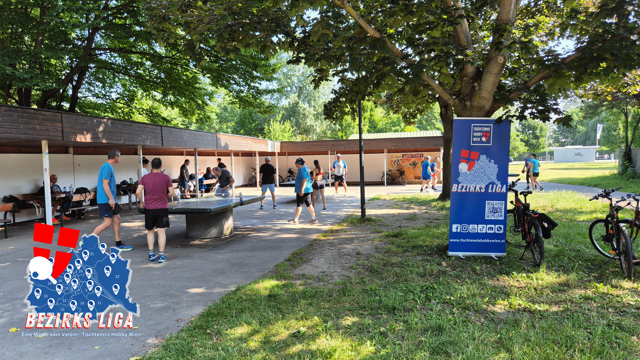 Tischtennis-Doppelturnier im Donaupark am 19. Juni 2025 mit 15 Teams aus 8 Wiener Bezirken - Spieler:innen im Einsatz an der Platte, umgeben von sommerlicher Parkatmosphäre und begeistertem Publikum.